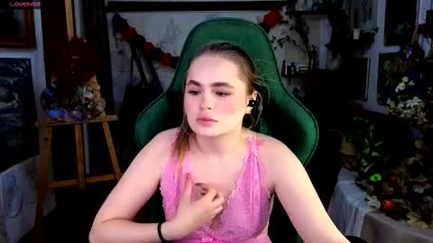 kitty_pantera online show from 10.19.25