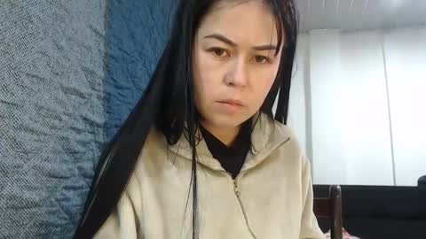 kitty_small69 online show from 01.18.26