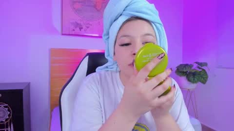 K I T T Y online show from 03.05.26