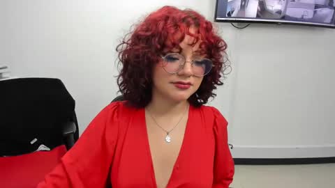 Jenn online show from 02.02.25