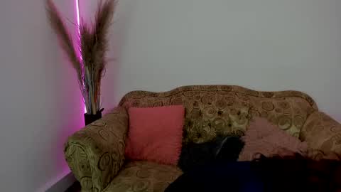 Jenn online show from 02.07.25