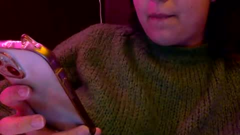 Snapshot of kittygirl__ chatting on 11.20.25 kitty online show from 11.20.25