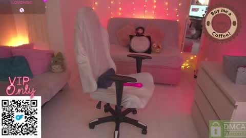 Snapshot of kittygrey chatting on 05.26.26 Samantha Grey online show from 05.26.26