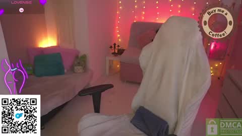 Snapshot of kittygrey chatting on 06.04.26 Samantha Grey online show from 06.04.26