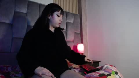 kittyhouse_hs online show from 02.05.25