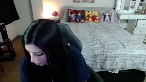 Isabel online show from 05.11.26