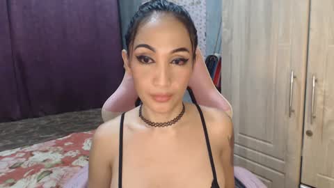 Snapshot of kittykatarena chatting on 01.27.25 Katarena Latsveya online show from 01.27.25