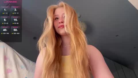 Snapshot of kittyloffe chatting on 06.29.26 Monika online show from 06.29.26