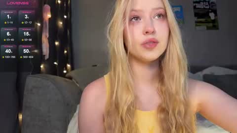 Snapshot of kittyloffe chatting on 07.19.26 Monika online show from 07.19.26