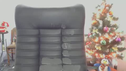 KittyyBeauty online show from 12.19.24