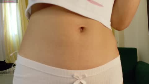 Snapshot of kittyzenn chatting on 02.01.26 Kitty Zen online show from 02.01.26