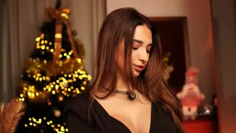 Erika online show from 12.21.25