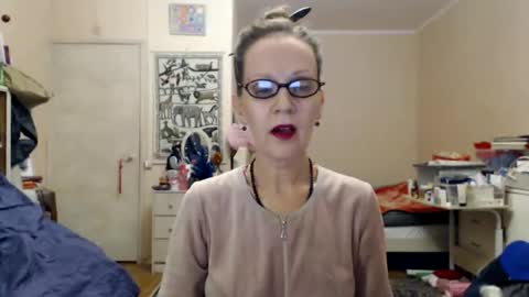 KiuminBerry online show from 12.25.24