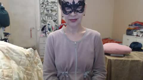 Snapshot of kiuminberry chatting on 06.26.26 KiuminBerry online show from 06.26.26
