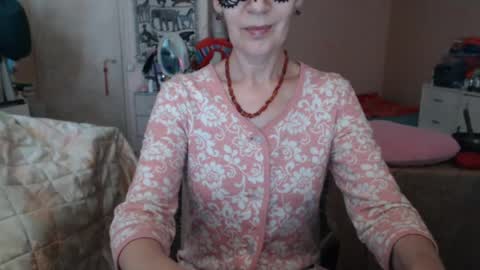 Snapshot of kiuminberry chatting on 07.14.26 KiuminBerry online show from 07.14.26