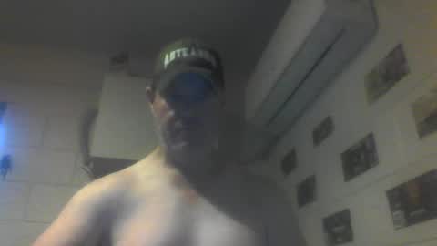Snapshot of kiwiguy19773 chatting on 05.03.26 kiwiguy19773 online show from 05.03.26
