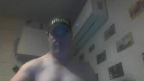 Snapshot of kiwiguy19773 chatting on 05.11.26 kiwiguy19773 online show from 05.11.26