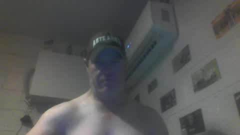 Snapshot of kiwiguy19773 chatting on 05.12.26 kiwiguy19773 online show from 05.12.26