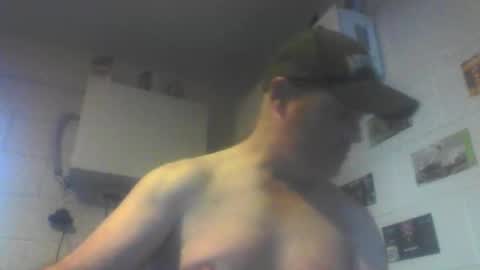 Snapshot of kiwiguy19773 chatting on 05.17.26 kiwiguy19773 online show from 05.17.26