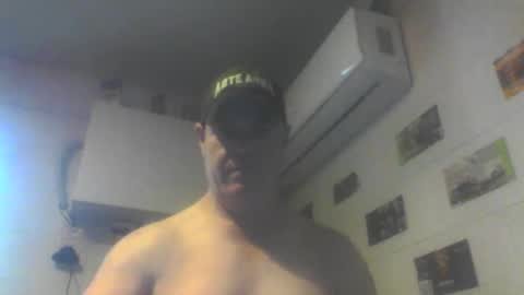 Snapshot of kiwiguy19773 chatting on 06.07.26 kiwiguy19773 online show from 06.07.26