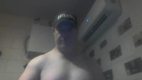Snapshot of kiwiguy19773 chatting on 06.09.26 kiwiguy19773 online show from 06.09.26