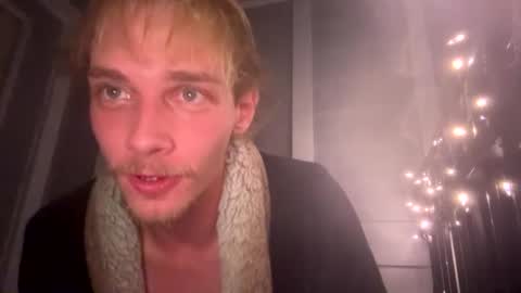 Snapshot of kkyle57 chatting on 09.29.25 kkyle57 online show from 09.29.25