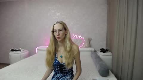 Klary online show from 12.02.25