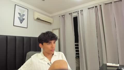 KLAUS online show from 01.18.25