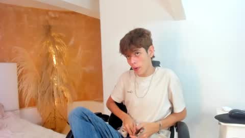 KLAUS online show from 01.26.25