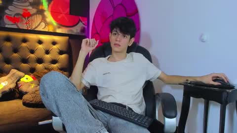KLAUS online show from 10.20.25