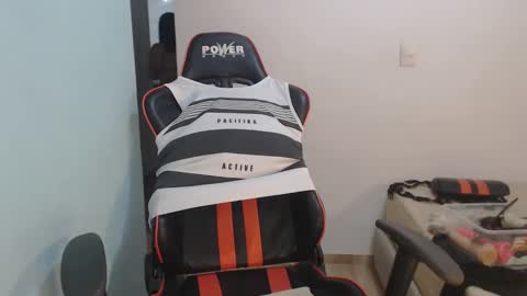 Snapshot of klauss_123 chatting on 02.04.25 klauss 123 online show from 02.04.25