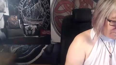 Michelle online show from 10.26.25