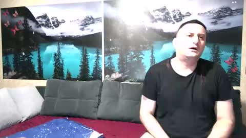 Kleosnow online show from 10.27.25