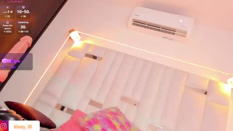 Snapshot of kloey_hoot chatting on 12.07.24 Kloey online show from 12.07.24