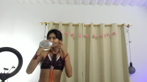 kloeysexy1 online show from 01.20.25