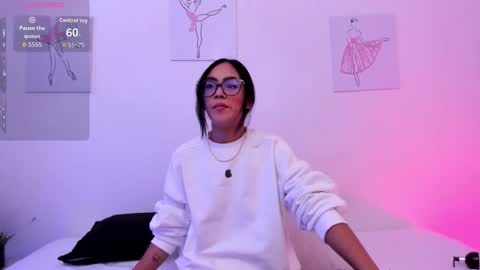 klohe Williams online show from 12.20.25