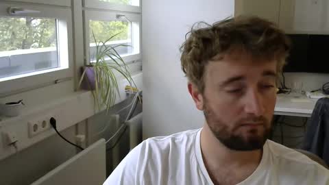 Knisley online show from 10.16.25