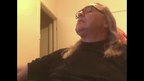 knobout online show from 10.27.25