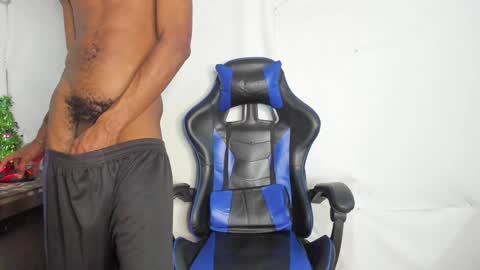 Snapshot of kofi_exotic_ chatting on 12.11.24 kofi online show from 12.11.24