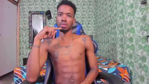 Snapshot of kofi_exotic_ chatting on 03.12.25 kofi online show from 03.12.25