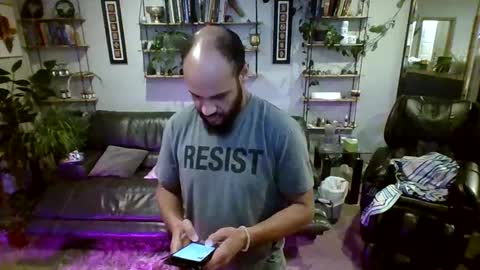 A Dick Ting online show from 12.08.24