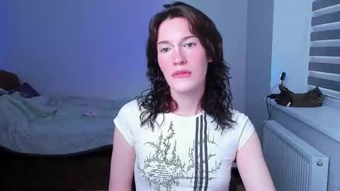 Snapshot of kolette_gray chatting on 10.15.25 Kolette online show from 10.15.25