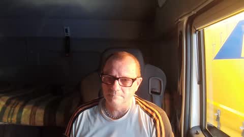 Snapshot of komputer123456789 chatting on 12.08.24 Bogdan online show from 12.08.24