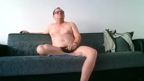Snapshot of komputer123456789 chatting on 12.30.24 Bogdan online show from 12.30.24