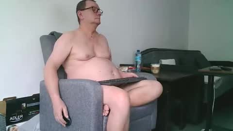 Snapshot of komputer123456789 chatting on 01.15.26 Bogdan online show from 01.15.26