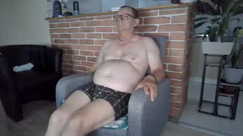 Snapshot of komputer123456789 chatting on 07.21.26 Bogdan online show from 07.21.26