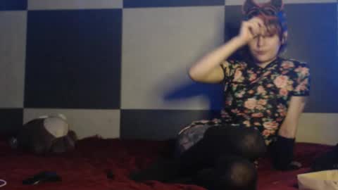 konekokawai online show from 10.09.25