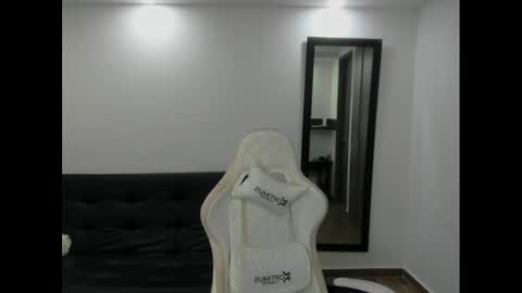 Julieta online show from 01.23.25