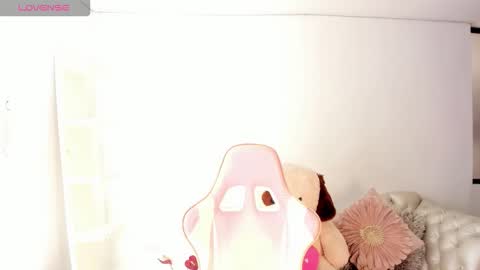 Koral Cuz online show from 02.28.26