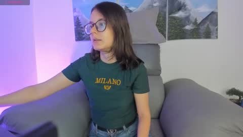 Snapshot of koraline_6 chatting on 12.01.25 Koraline online show from 12.01.25